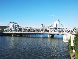 天津高端夜场招聘信息,提供食宿,高薪职位任你选